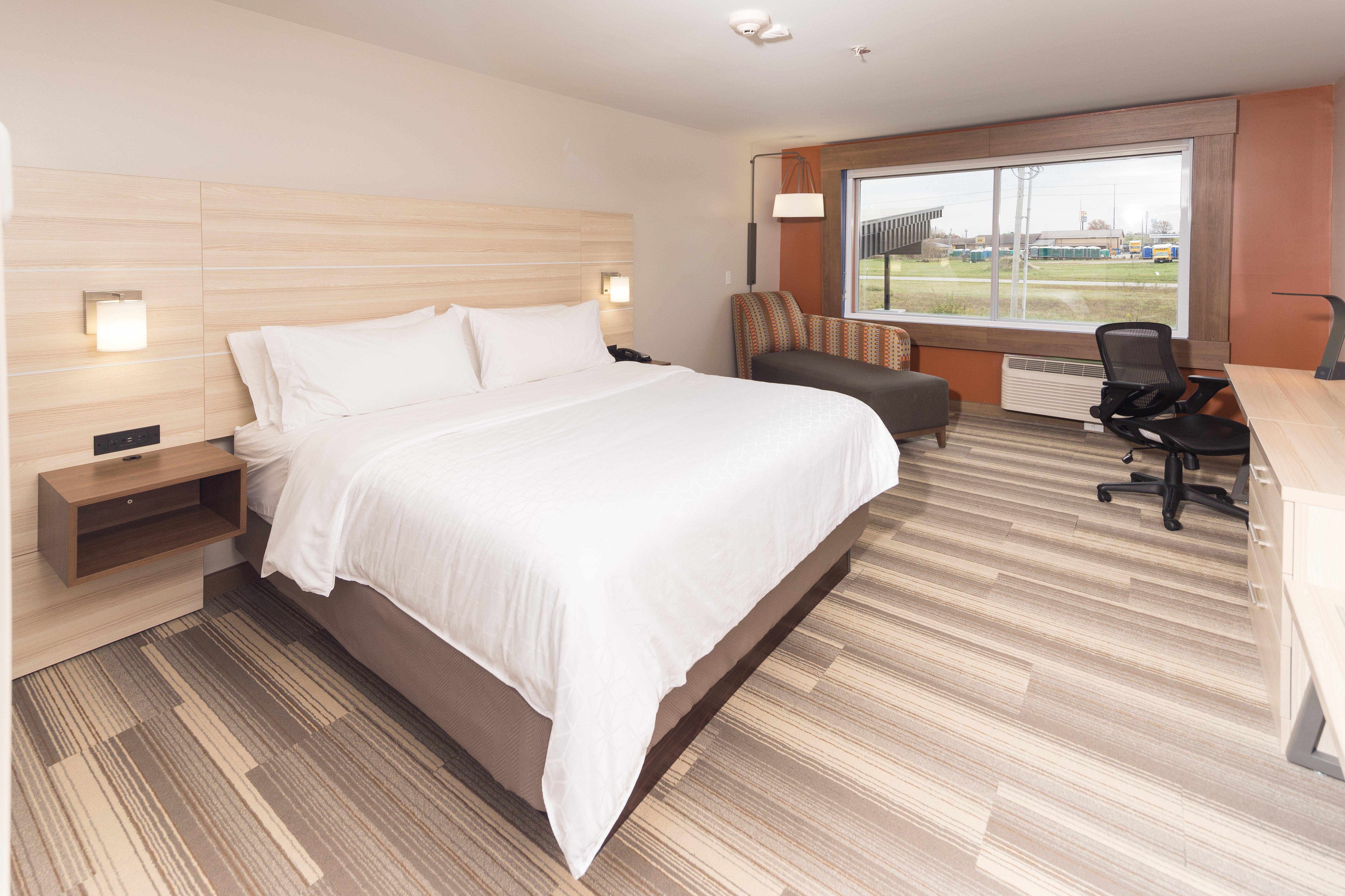 Holiday Inn Express & Suites - Auburn By Ihg Bagian luar foto
