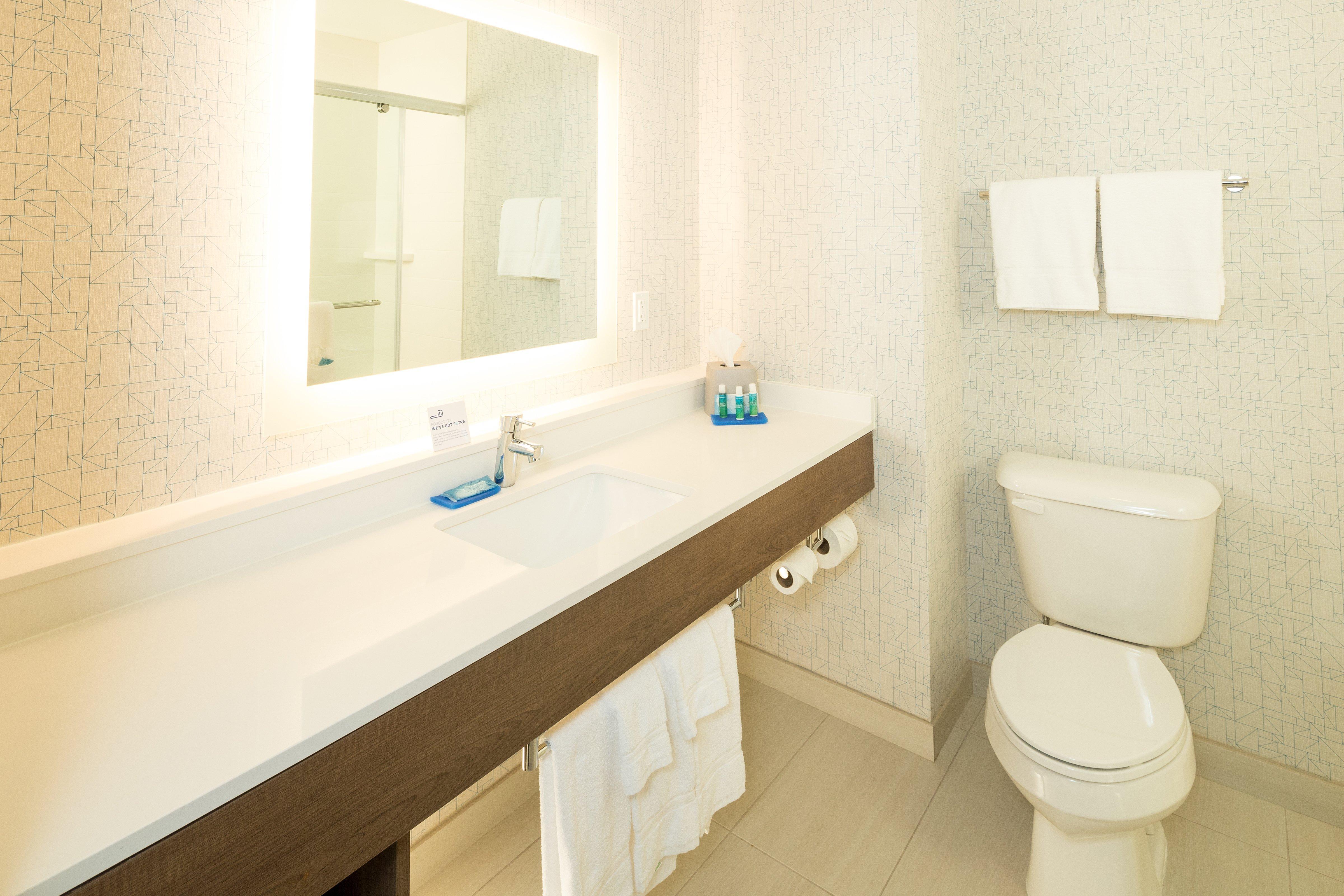 Holiday Inn Express & Suites - Auburn By Ihg Bagian luar foto