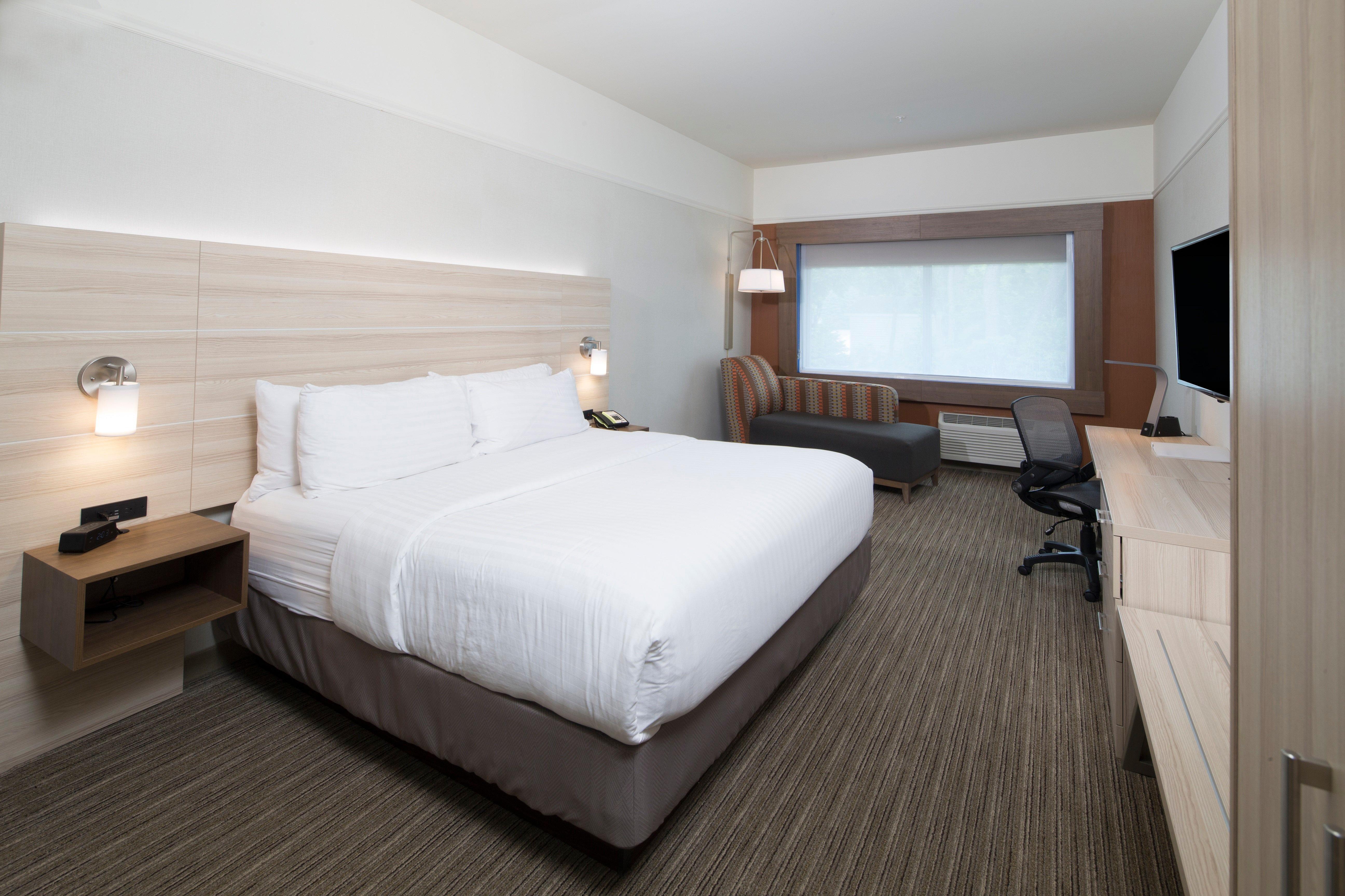 Holiday Inn Express & Suites - Auburn By Ihg Bagian luar foto