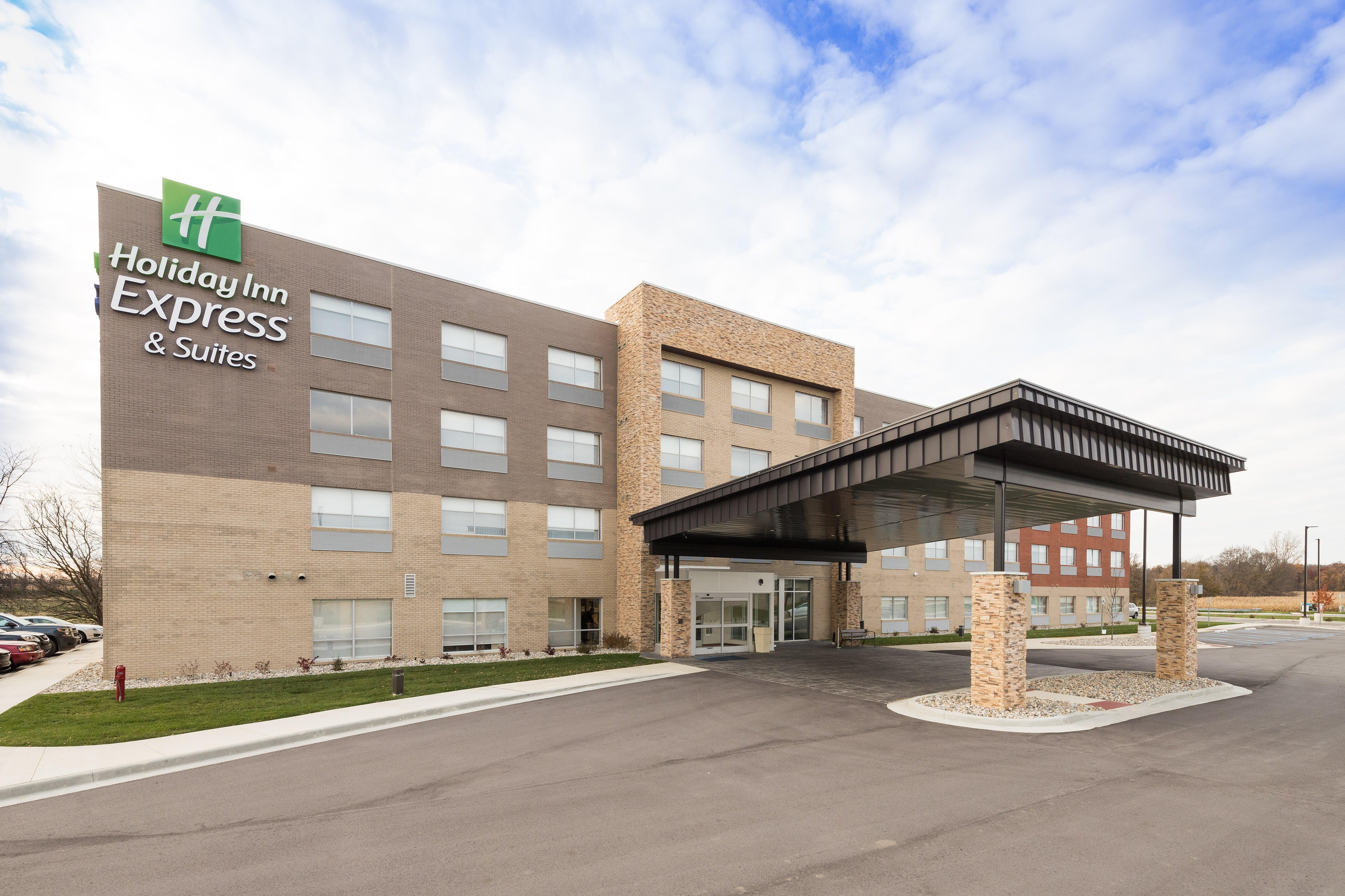 Holiday Inn Express & Suites - Auburn By Ihg Bagian luar foto