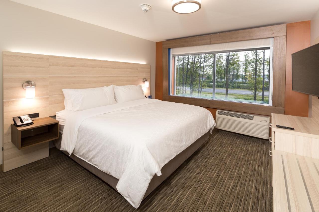 Holiday Inn Express & Suites - Auburn By Ihg Bagian luar foto